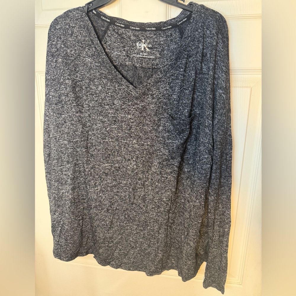 Calvin Klein Heather Gray Long Sleeve Knit V-Neck XL